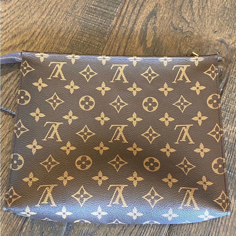 Louis Vuitton Toiletry bag